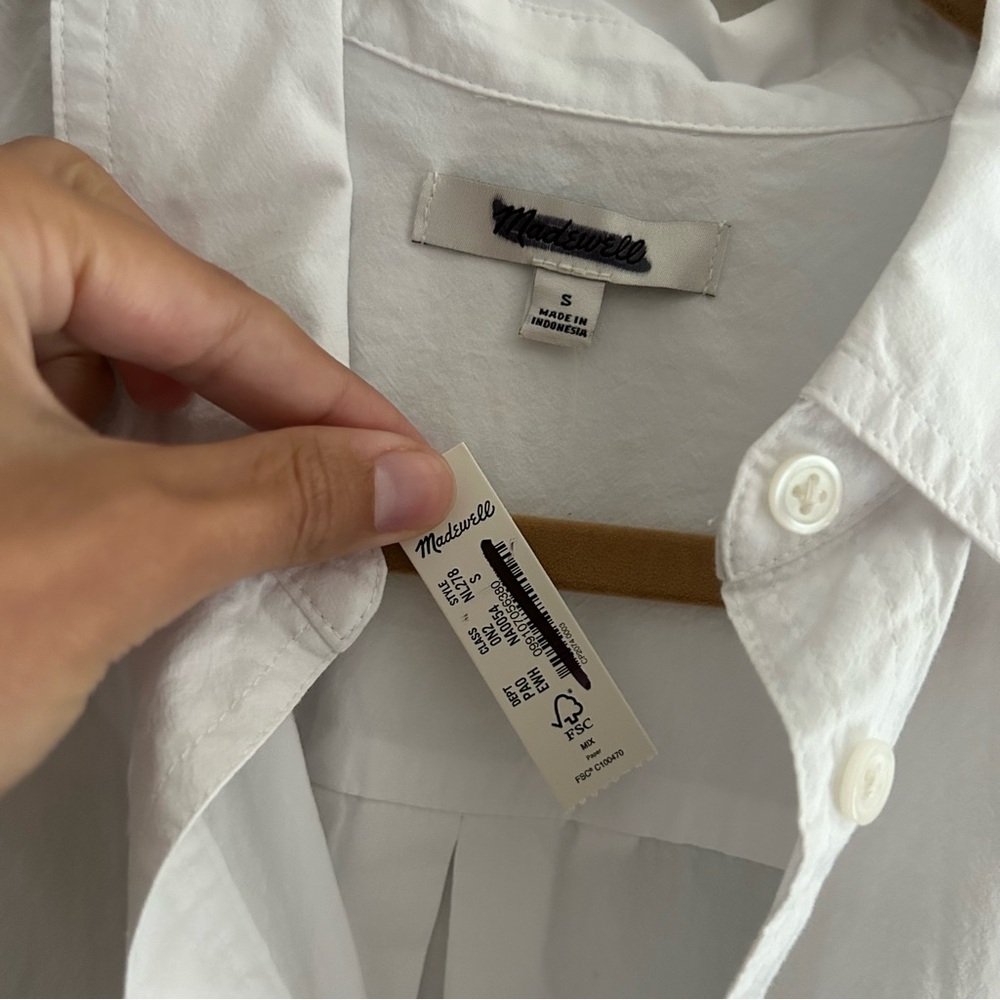 Madewell classic button down lightweight white shirt - Picture 6 of 13